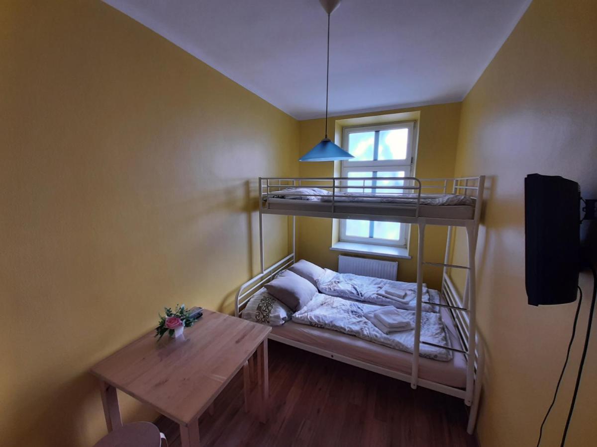 Hospedagem domiciliar Monterooms Schoenbrunn 10 Minutes To Downtown *